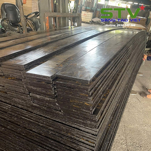 VÁN ÉP COPPHA PHỦ PHIM 4M<br>VÁN ÉP COPPHA 4M (ĐỎ-VÀNG-ĐEN)<br>KT: TUỲ CHỌN TỪ 150mm đến 1000mm